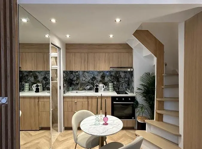 Apartmán Avec Mezzanine Arc De Triomphe *