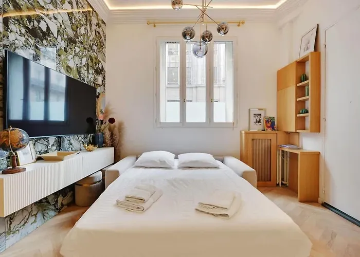 Apartmán Avec Mezzanine Arc De Triomphe Paříž