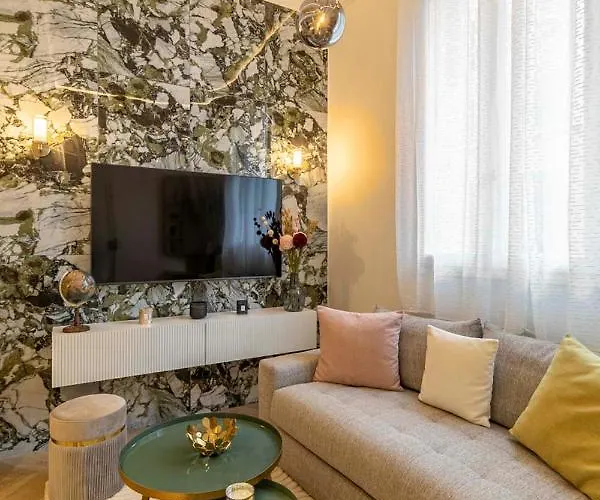 Апартаменты Avec Mezzanine Arc De Triomphe Париж